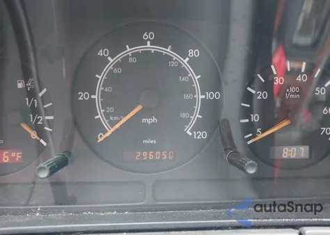 1999 Mercedes-Benz Ml 320 из США, поврежденный, VIN 4JGAB54E3XA113670